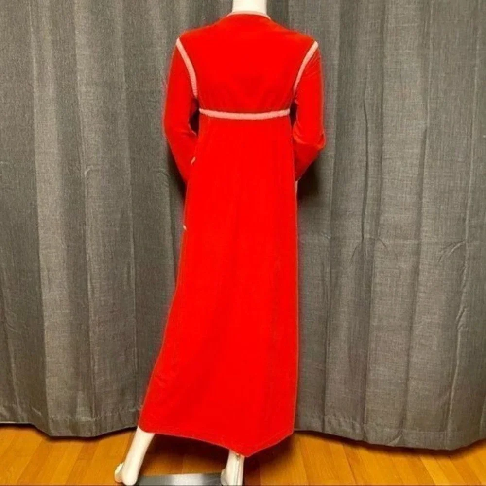 Vassarette vintage‎ 1960's robe/housecoat